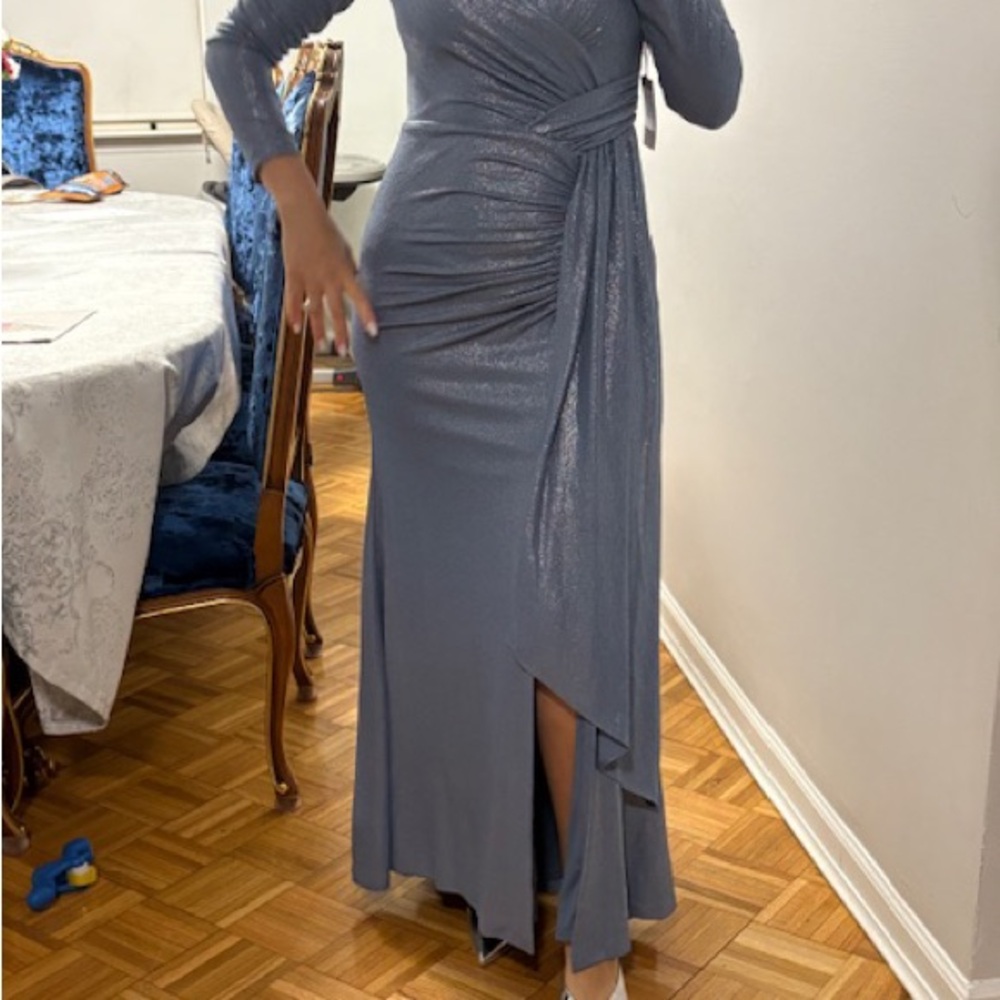 Vince Camuto Gray Gown with V-Neck and Bishop Sleeves